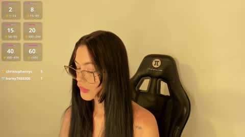 Snapshot of keily_brox chatting on November 28, 7:49 pm Keily brox online show from November 28, 7:49 pm