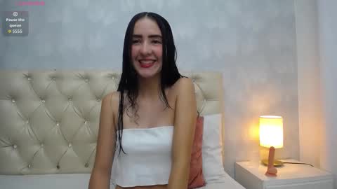 Snapshot of keily_garcia chatting on November 29, 11:35 am Keily online show from November 29, 11:35 am