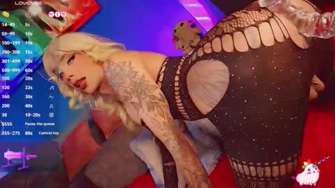 keilyss_ online show from March 26, 7:03 am