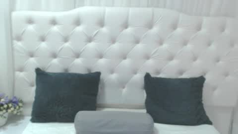 keiner_vasquez online show from September 19, 7:03 pm