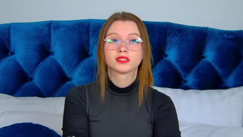 Keira online show from February 8, 10:07 am