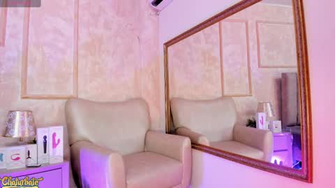 keirahartz online show from October 4, 3:37 am