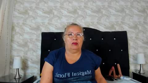   online show from October 20, 11:32 am