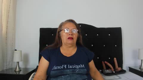   online show from November 17, 11:49 am