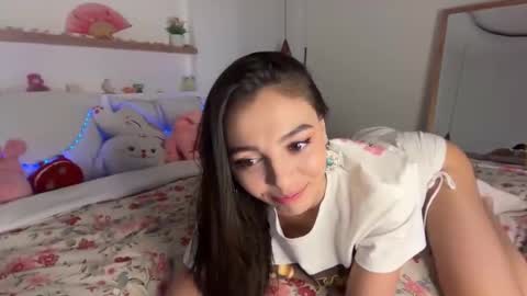 keira online show from November 24, 12:10 am