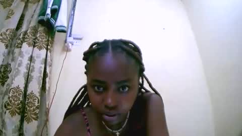 Snapshot of keisha759446 chatting on October 23, 5:40 am keisha759446 online show from October 23, 5:40 am