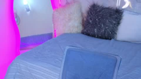 Snapshot of keisy_2 chatting on May 15, 1:40 pm Keisy online show from May 15, 1:40 pm