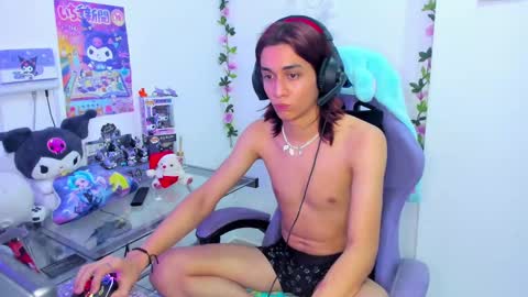 Keita moon online show from December 15, 3:13 am