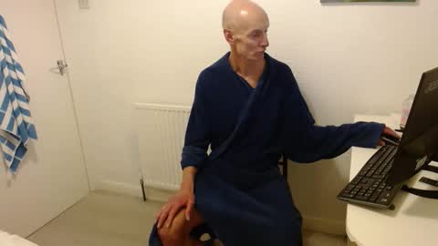 Keith online show from November 13, 7:46 pm