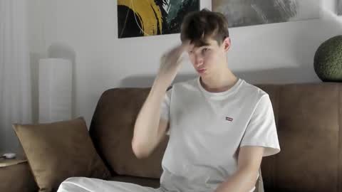 Snapshot of keithcozart1337 chatting on October 17, 3:47 pm Mark online show from October 17, 3:47 pm