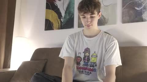 Snapshot of keithcozart1337 chatting on November 2, 3:58 pm Mark online show from November 2, 3:58 pm