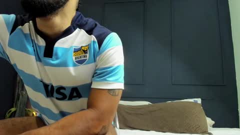 Keith  online show from December 7, 11:23 pm