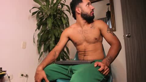 Keith  online show from January 23, 11:26 pm