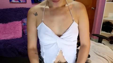 keity_luna online show from February 4, 9:20 pm