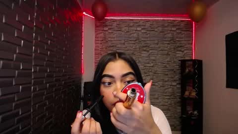  K E I Z Y  online show from March 18, 12:41 pm