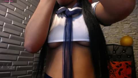  K E I Z Y  online show from April 7, 1:00 pm