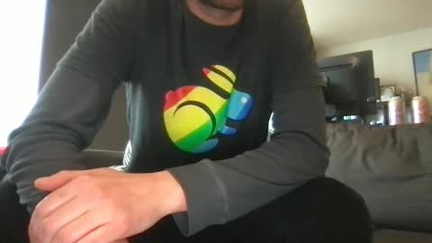 Snapshot of kelkun2828 chatting on January 13, 11:06 pm kelkun2828 online show from January 13, 11:06 pm