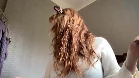 Snapshot of kelleecoulon chatting on January 14, 11:38 am Sarah online show from January 14, 11:38 am