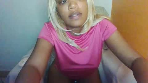 Kellie online show from January 17, 4:06 am