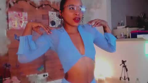 kelly__thomson online show from January 21, 9:46 pm