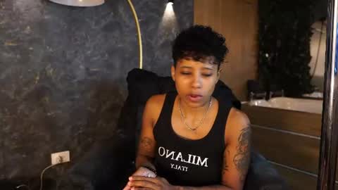 kelly__thomson online show from July 21, 1:24 pm