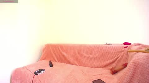 Snapshot of kelly_blue chatting on November 12, 7:57 pm Kelly online show from November 12, 7:57 pm