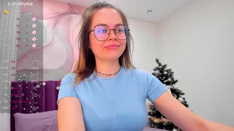 Kelly online show from December 19, 9:07 am