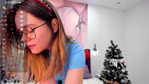 Kelly online show from December 22, 5:23 am