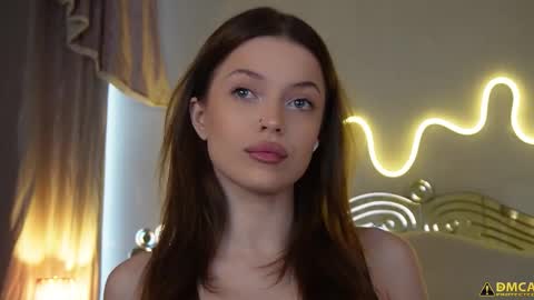 Snapshot of kelly_peachpiee chatting on February 3, 6:16 am Kelly online show from February 3, 6:16 am