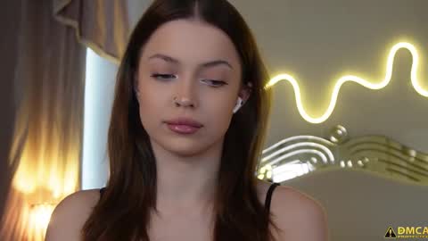 Snapshot of kelly_peachpiee chatting on February 3, 6:40 am Kelly online show from February 3, 6:40 am