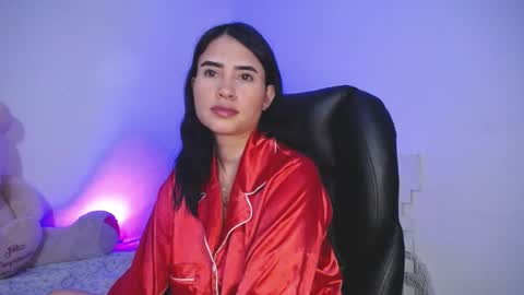 elena online show from December 10, 2:06 pm