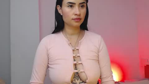 elena online show from February 19, 1:18 am