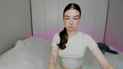 Snapshot of kelly_sal chatting on May 23, 8:07 am kelly_sal online show from May 23, 8:07 am