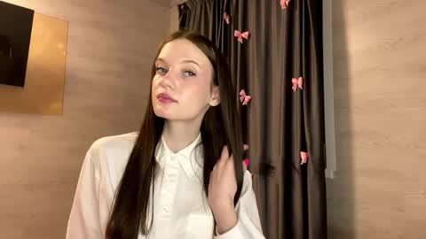 my name Knop pls follow me online show from March 15, 8:04 pm