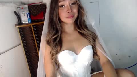its me KELLY online show from December 27, 8:02 am