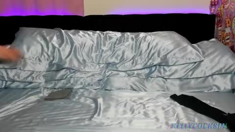 Kelly Cocksin online show from May 17, 1:47 am