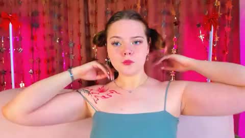 Kellyfiery online show from February 11, 8:30 am