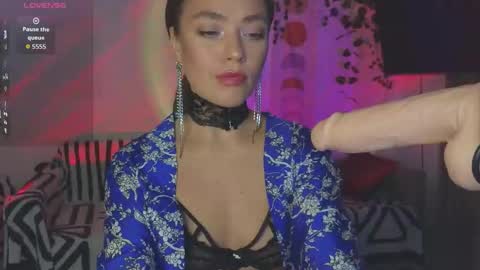 KellyFouler online show from November 9, 2:15 pm