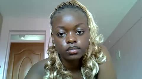 kellymine_ online show from March 23, 11:36 am