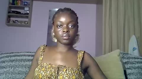 kellymine_ online show from March 27, 9:25 pm