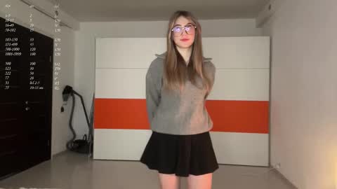 Snapshot of kellynaive chatting on March 24, 3:06 pm Kem online show from March 24, 3:06 pm