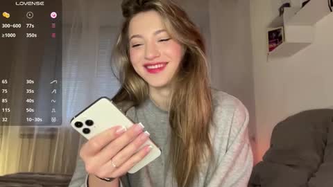 Snapshot of kellynaive chatting on March 27, 3:23 pm Kem online show from March 27, 3:23 pm