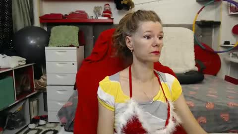 kelly online show from December 23, 7:20 pm
