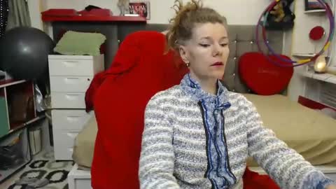 kelly online show from January 7, 6:05 am