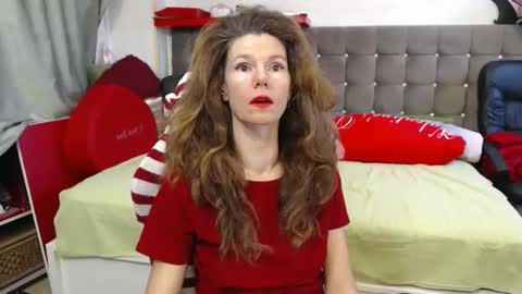 kelly online show from November 18, 9:25 am