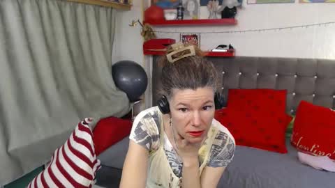 kelly online show from March 12, 7:25 am