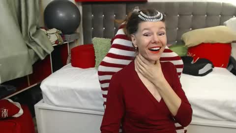 Snapshot of kellynumber chatting on March 31, 1:07 am kelly online show from March 31, 1:07 am