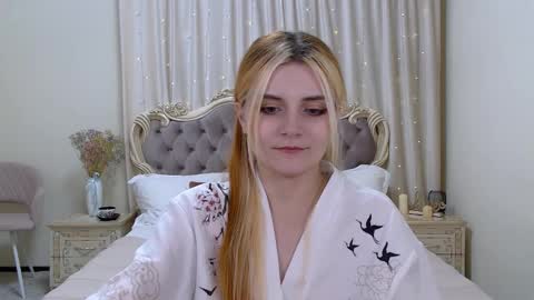 Kelly Stoneys online show from January 29, 2:40 am