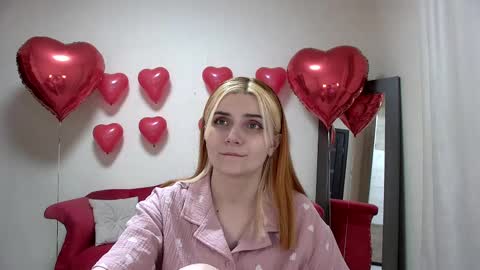 Kelly Stoneys online show from February 10, 3:21 pm