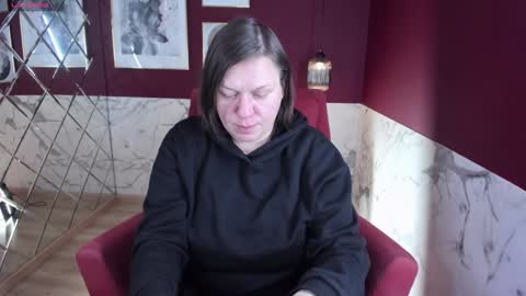 Kelly online show from February 6, 5:25 am